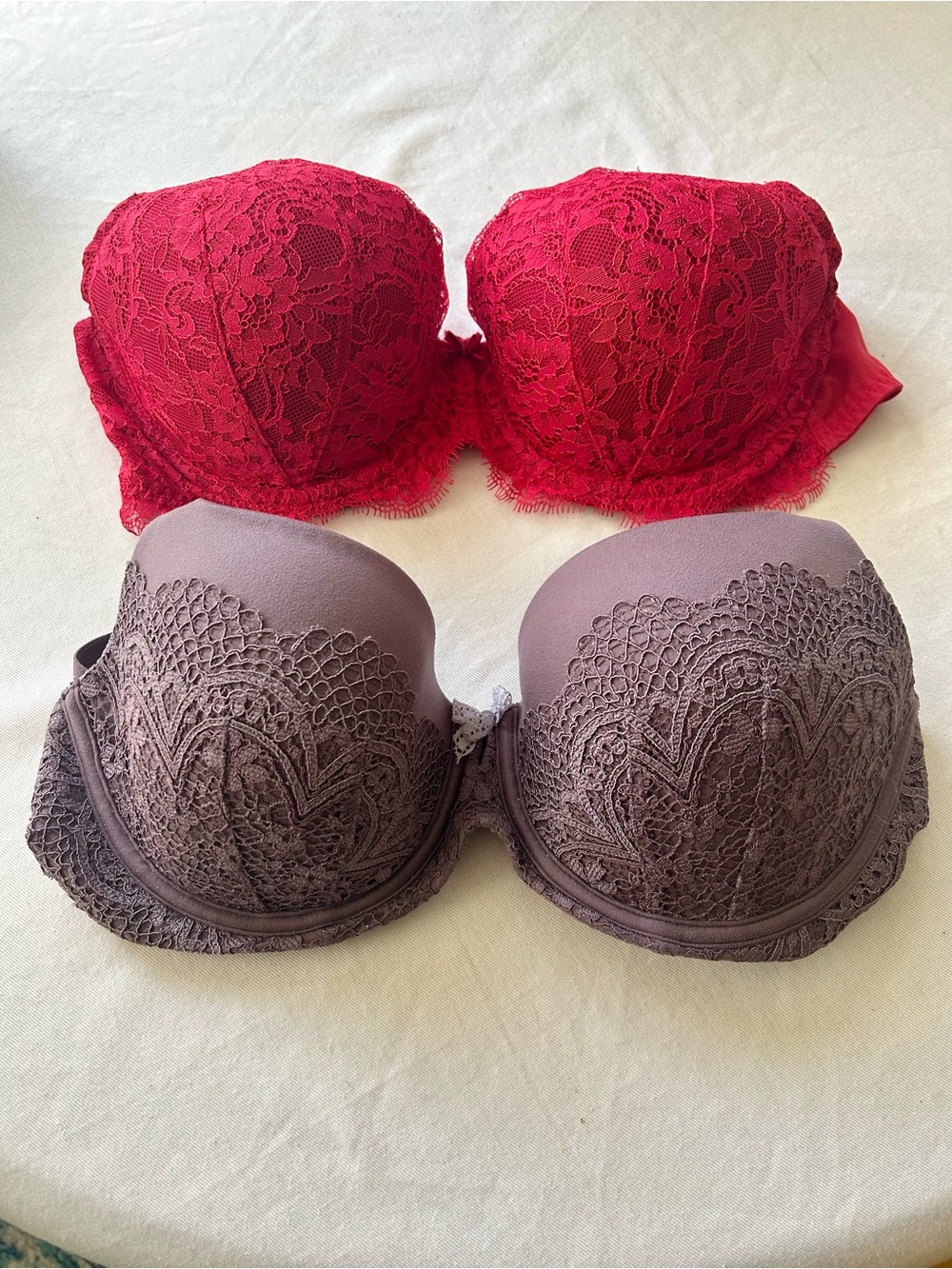 Victoria's Secret Lace Push-Up Bra Set — Red and Mauve